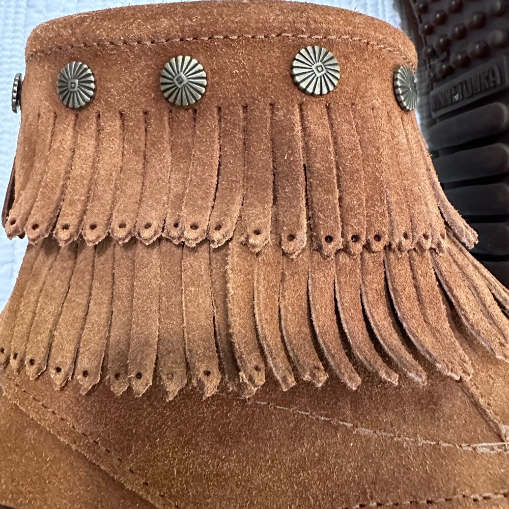 Minnetonka Brown Fringe Moccasins - Picture 3 of 5